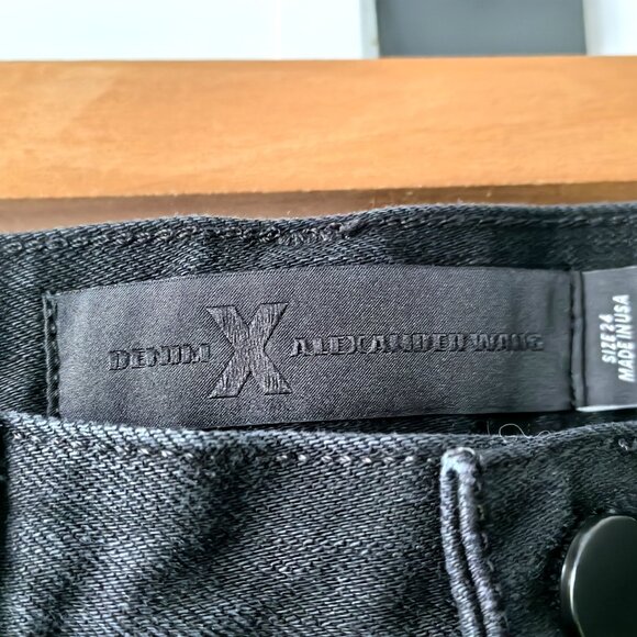 Alexander Wang Black Tapered Leg Sit Low Relaxed Fit Jeans - Picture 3 of 8